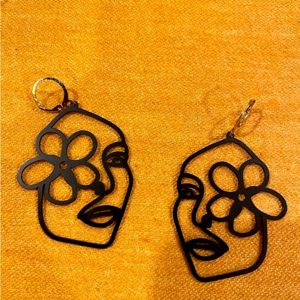Black Artistic Face Earrings